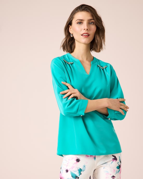 Produktabbildung für Blusenshirt mit Kettenverzierung