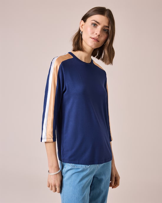 Produktabbildung für Shirt mit Satin-Kontraststreifen