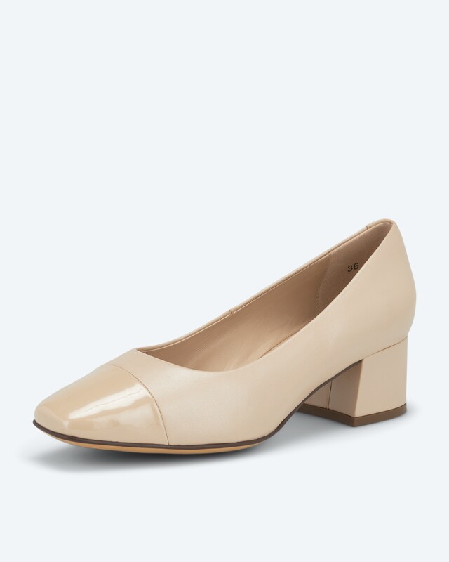 Pumps mit Lackspitze