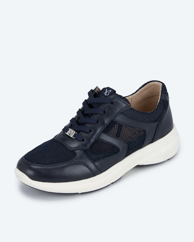 Sneaker mit Mesh-Einsatz