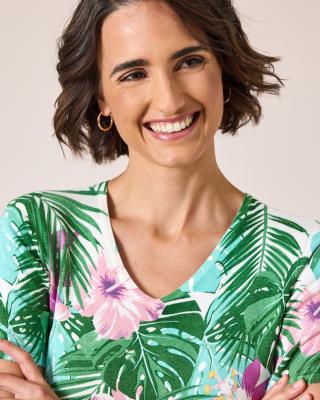 Produktabbildung 5 für Classic Pullover "Tropical Flowers"