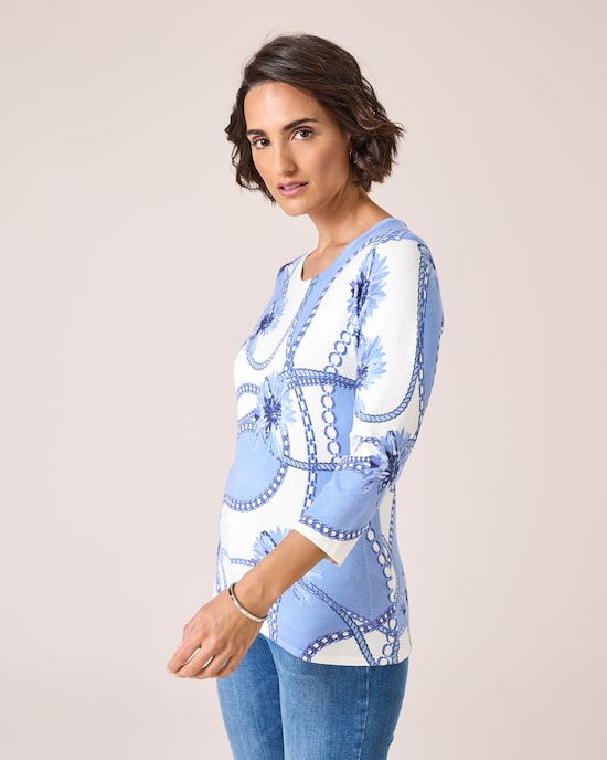 Produktabbildung für Classic Pullover mit Ketten- und Blütendruck
