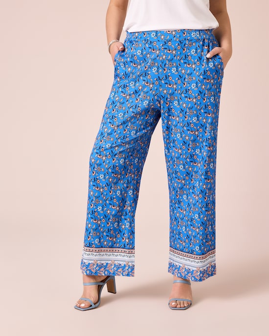 Produktabbildung für Hose mit floralem Druck