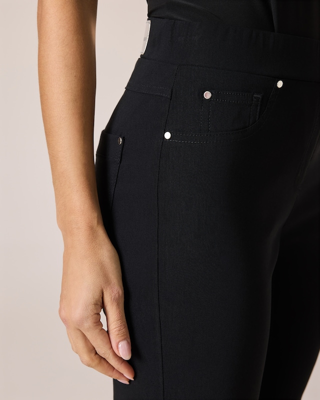 Jeggings mit abgerundetem Saum