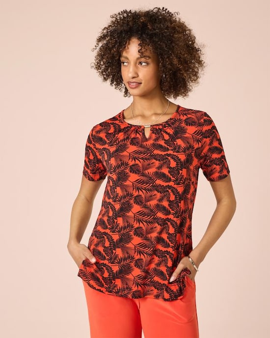 Produktabbildung für Shirt im Blätter- oder Uni-Design