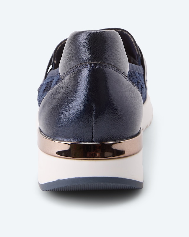 Loafer mit Spitze