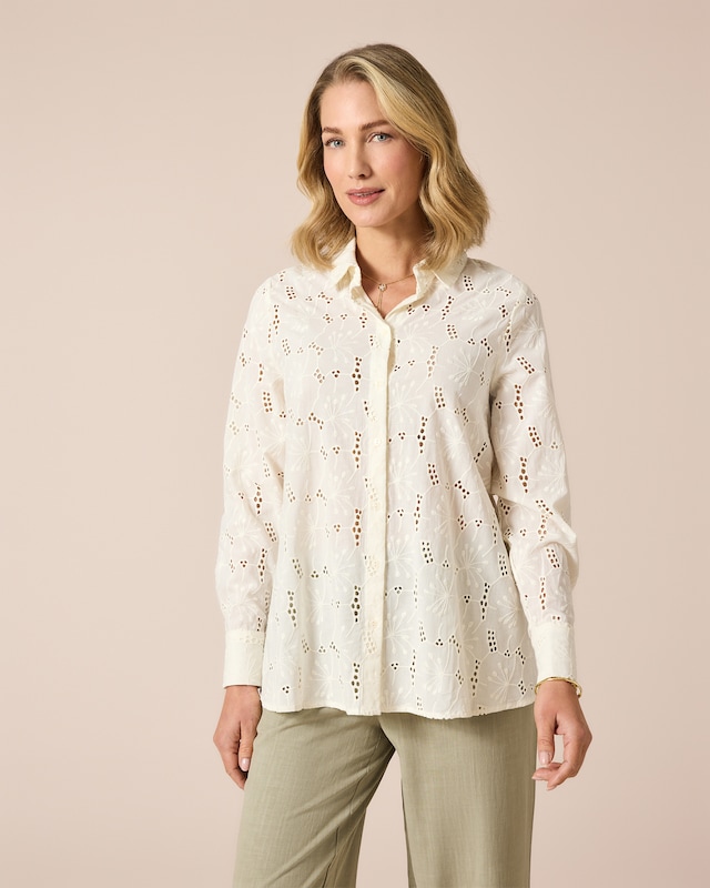 Bluse mit Lochstickerei