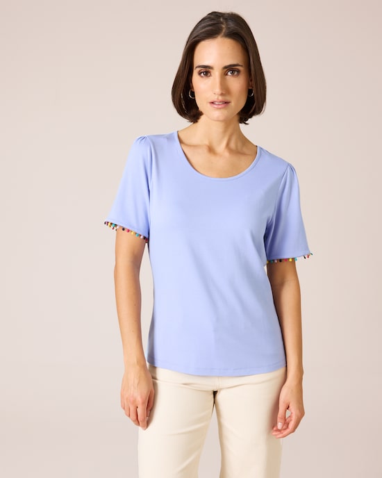 Produktabbildung für Shirt mit Pompom-Details