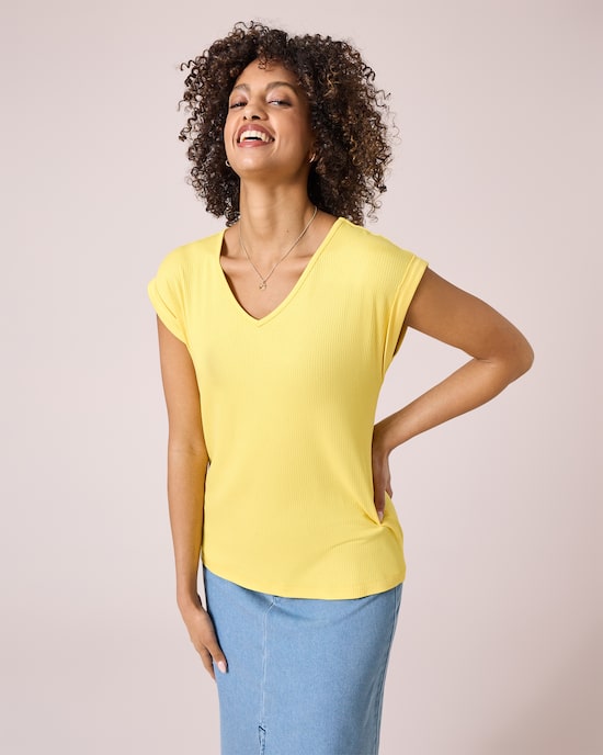 Produktabbildung für Rippenshirt mit Ärmeldetail