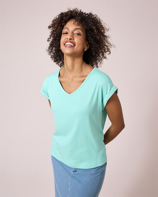 Produktabbildung für Rippenshirt mit Ärmeldetail