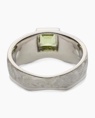 Ring mit Peridot