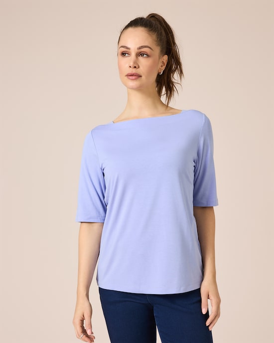 Produktabbildung für Shirt mit U-Boot-Ausschnitt