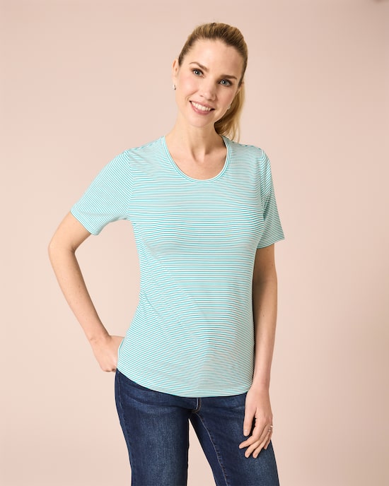 Produktabbildung für Shirt mit feinen Streifen