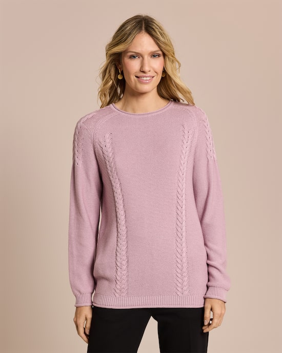 Produktabbildung für Pullover mit Zopf-Details