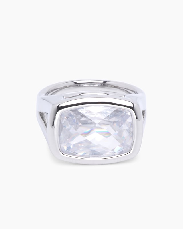 Ring mit Zirkonia