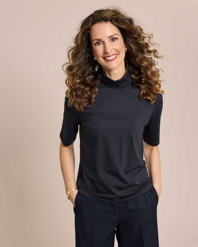 Shirt mit Rollkragen halbarm