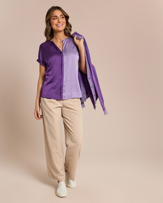 Produktabbildung für 2-Tone Bluse