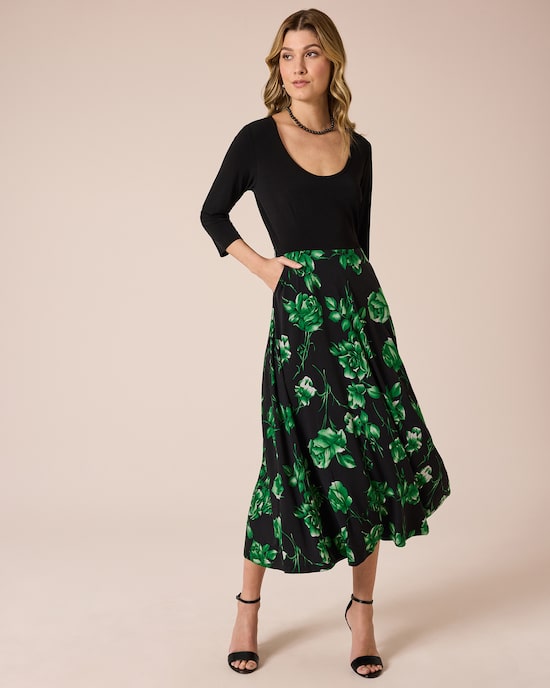 Produktabbildung für Kleid mit bedrucktem Maxirock