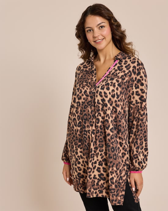 Produktabbildung für Longbluse mit Leopardprint