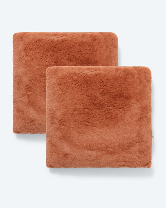 Produktabbildung für Kissen "Ivo" in Kaninchenfell-Optik, 2er Set