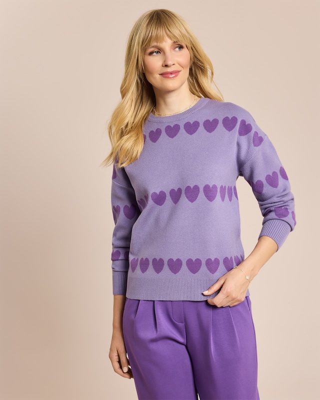 Pullover mit Herzen