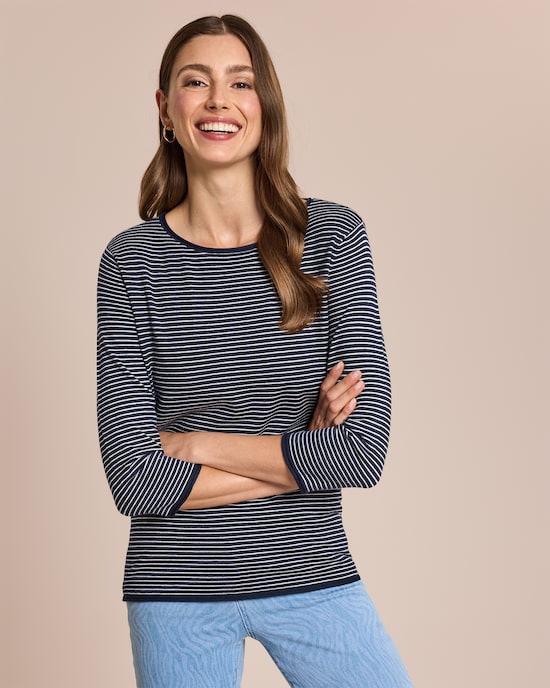 Produktabbildung für Feinstrick-Pullover gestreift