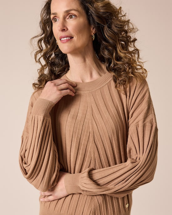 Produktabbildung für Pullover mit Ballonarm