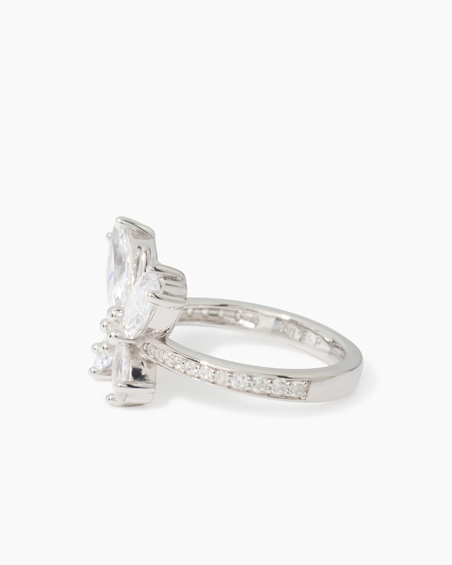 Ring mit Zirkonia