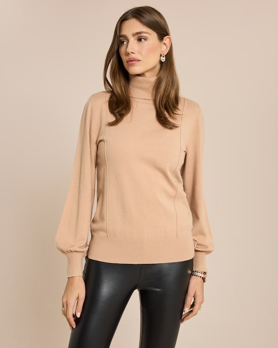 Produktabbildung für Rollkragenpullover mit Piping