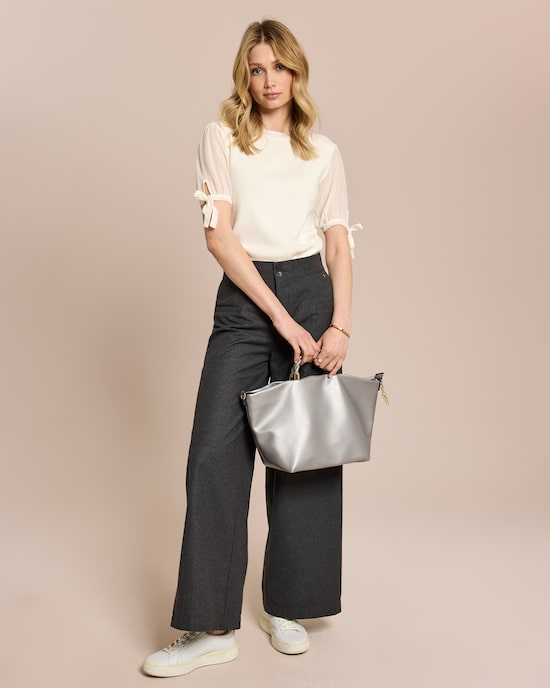 Produktabbildung für Marlenehose mit zwei Knöpfen