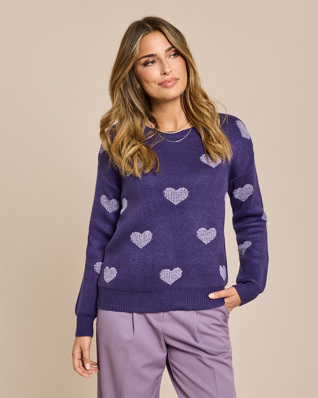 Pullover mit Herzchen