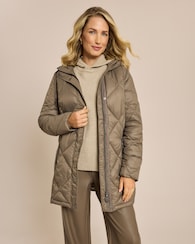 Produktabbildung für Steppmantel mit Schmuckkette