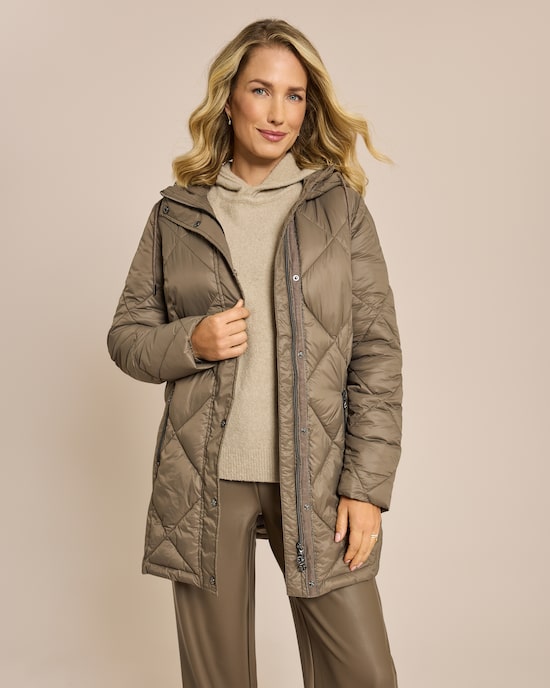 Produktabbildung für Steppmantel mit Schmuckkette