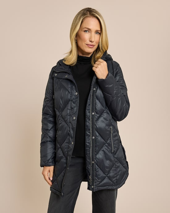 Produktabbildung für Steppmantel mit Schmuckkette