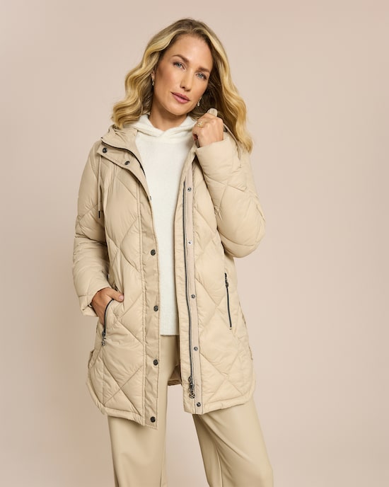 Produktabbildung für Steppmantel mit Schmuckkette