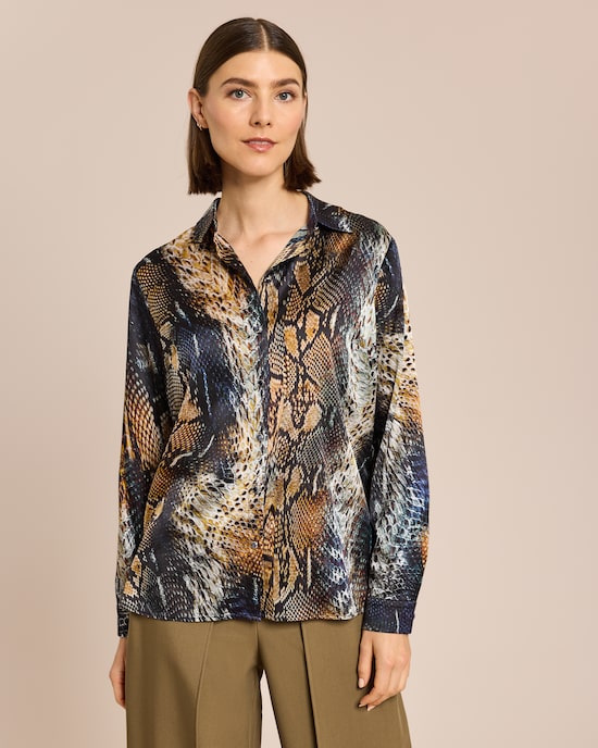 Produktabbildung für Longbluse mit Animalprint