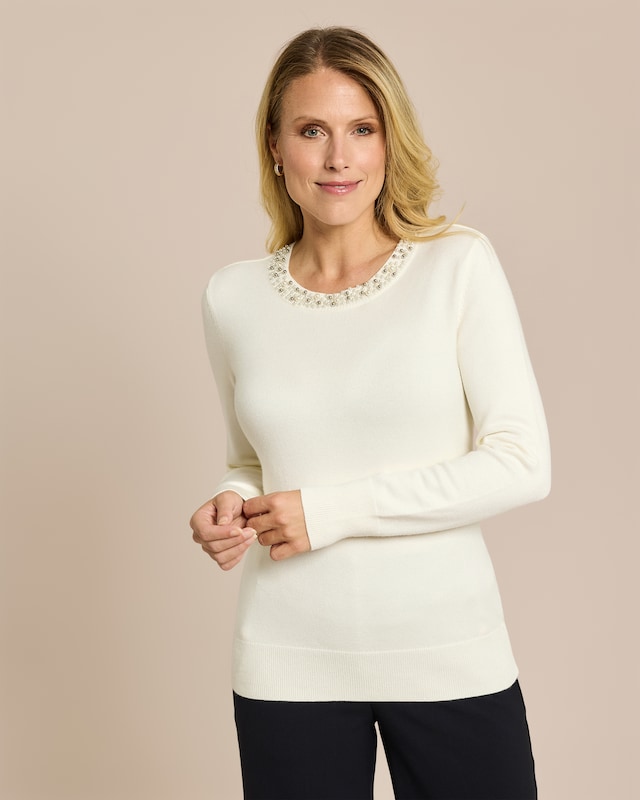 Pullover mit Perlendeko