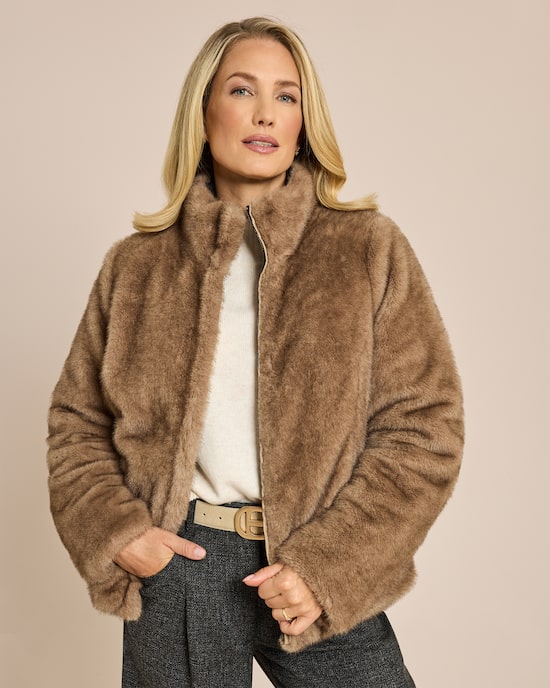 Produktabbildung für Webpelzjacke zum Wenden