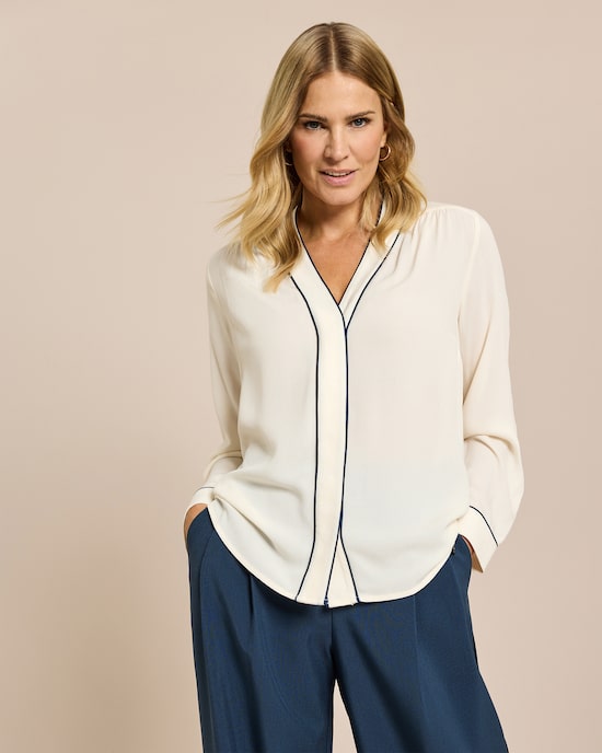 Produktabbildung für Bluse mit Kontrast Details