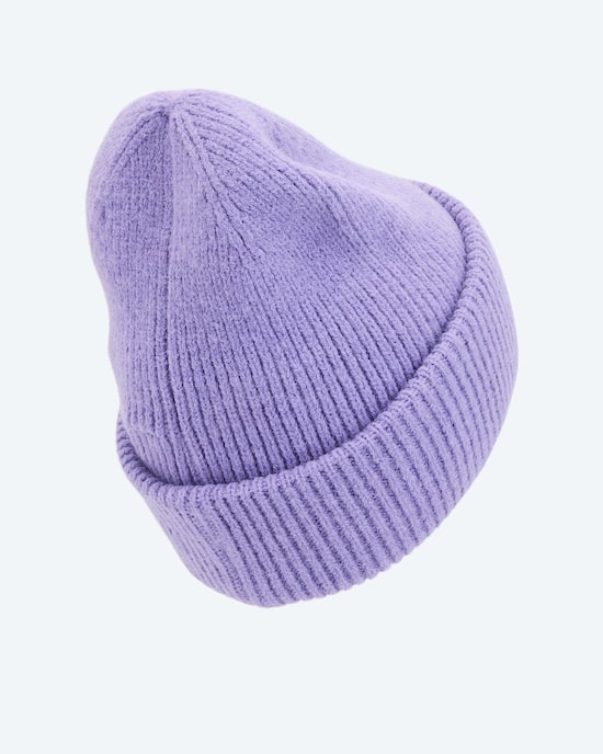Produktabbildung für Strickmütze mit Herz Applikation