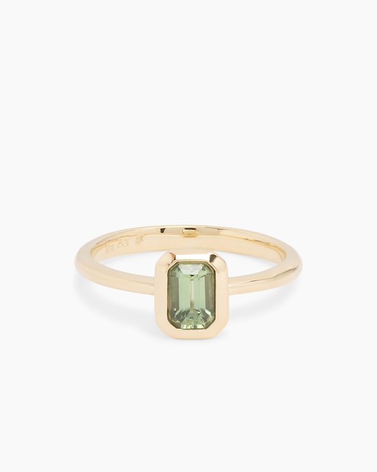 Produktabbildung für Ring mit Saphir