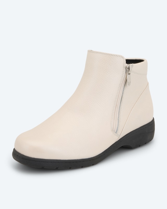 Boot in H-Weite