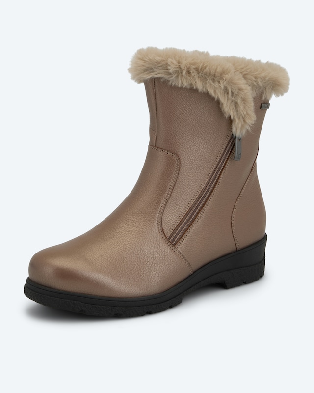 Boot in H-Weite mit Fellrand