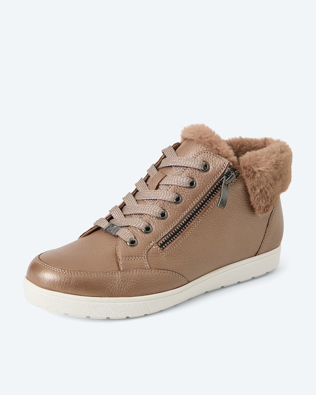 Sneaker mit Warmfutter