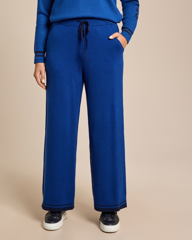 Strickhose mit Kontrastdetail