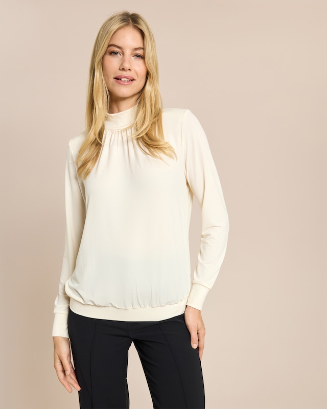 Shirt mit Drapierung am Hals