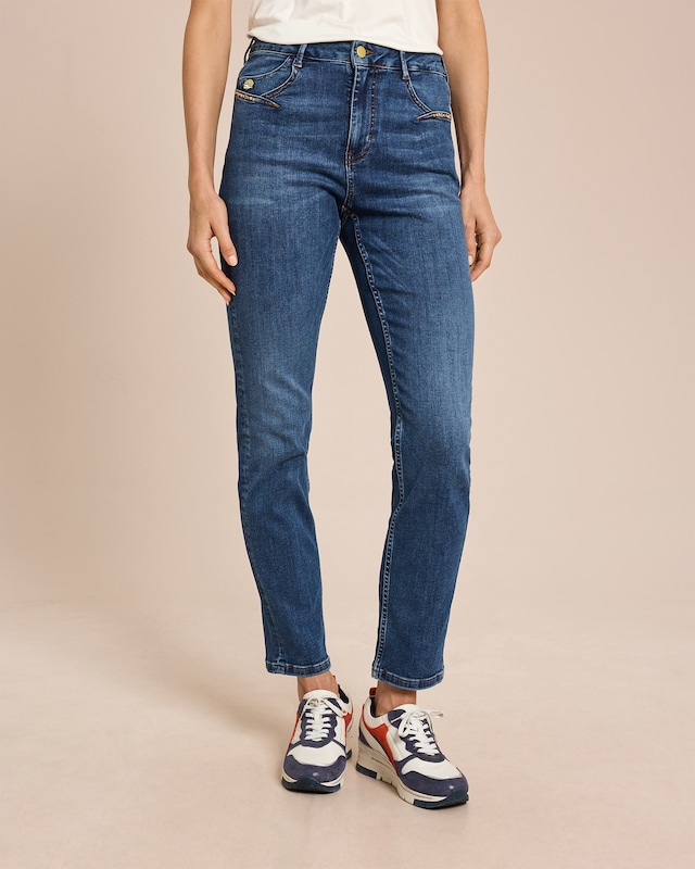 Lola Paltinger Jeans mit Dekosteinchen