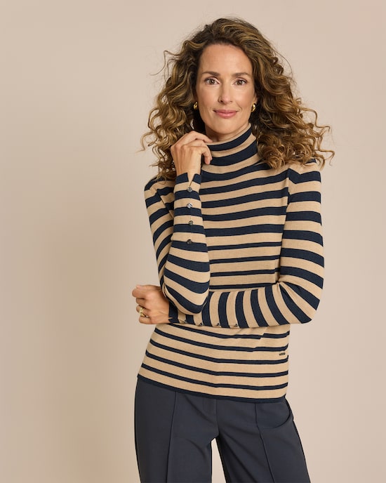 Produktabbildung für Rollkragenpullover gestreift