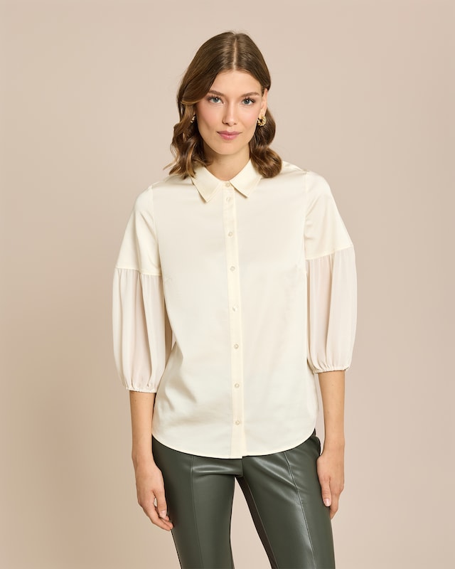 Bluse mit Chiffonärmeln