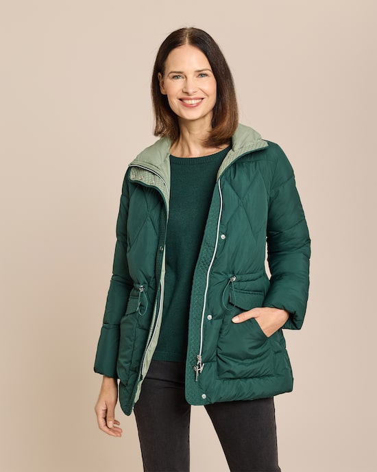 Produktabbildung für Steppjacke mit aufgesetzten Taschen